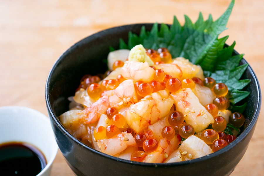 甘海老・帆立・いくら丼