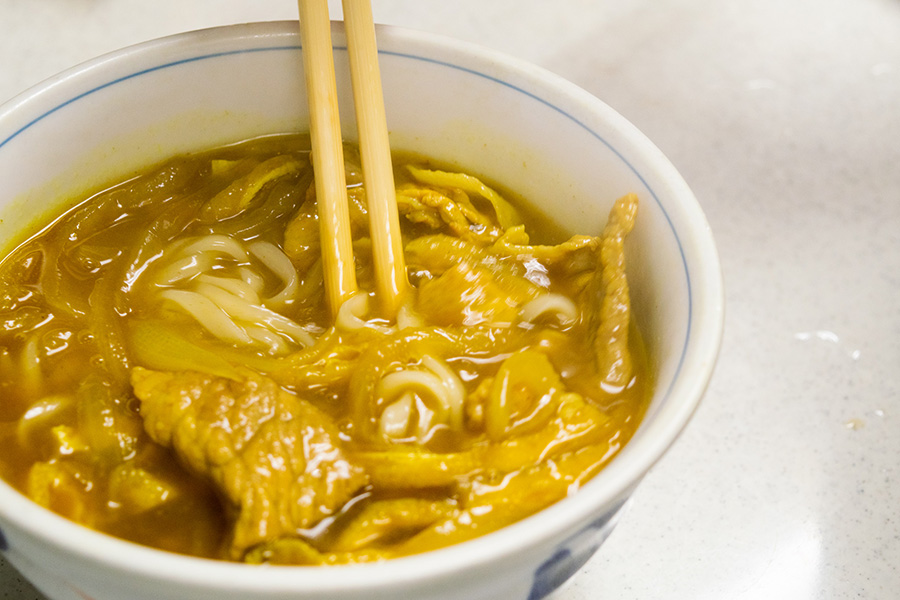 さんまだしカレーうどん