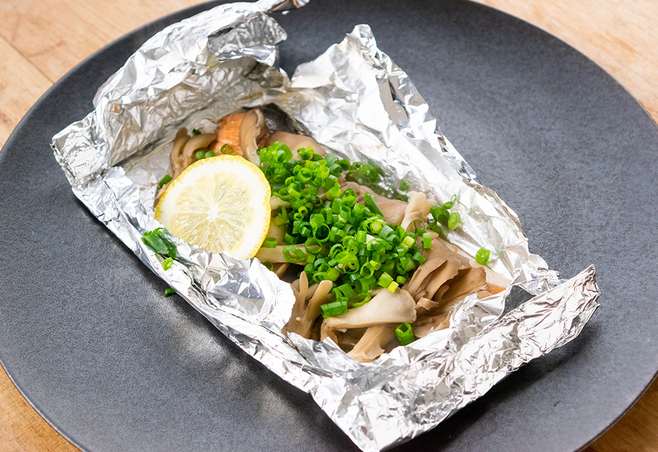 鮭と舞茸のホイル焼き