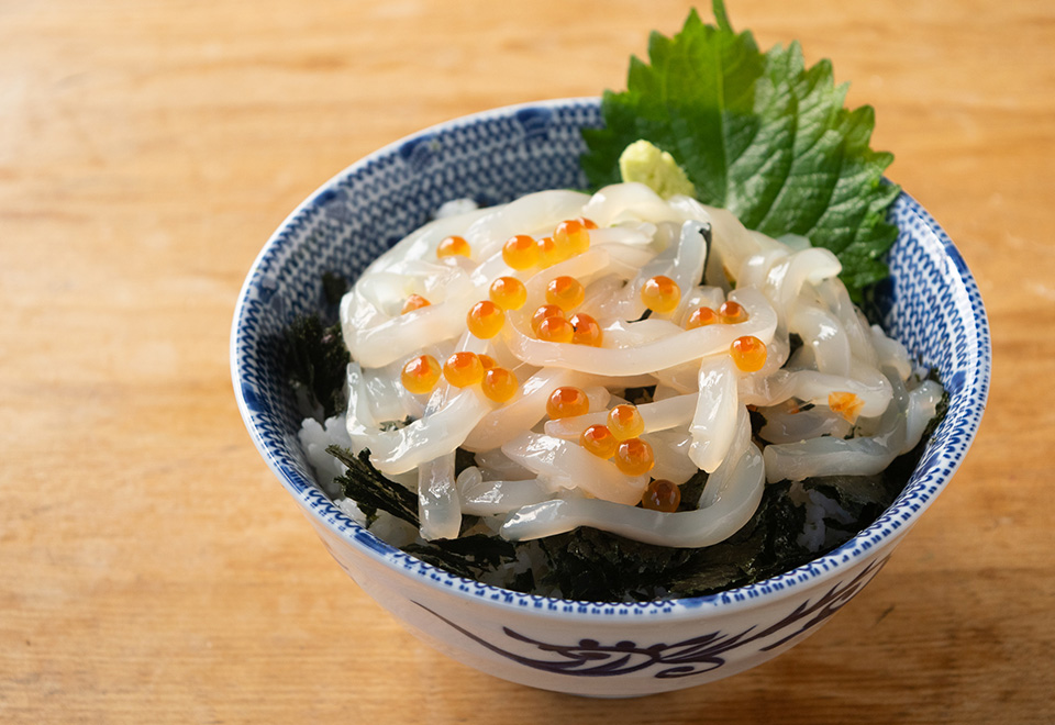 いか刺しいくら丼