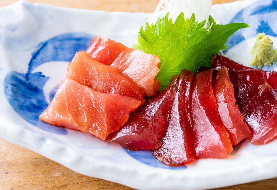 目鉢まぐろ切り落とし漬丼