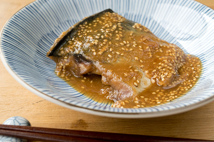 鯖の胡麻味噌煮