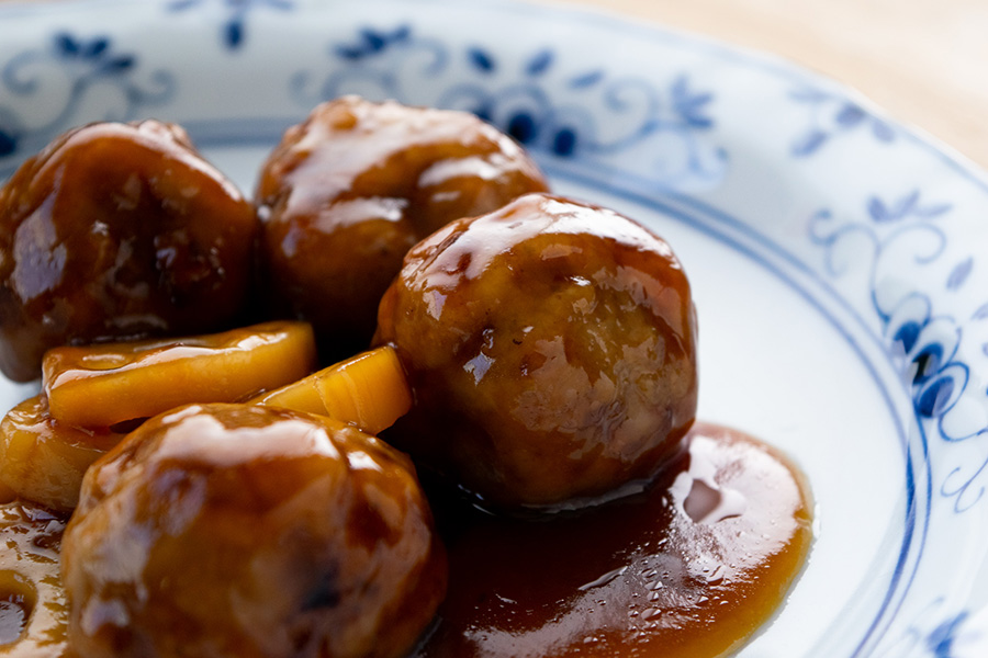 肉団子とれんこんたっぷり黒酢あん