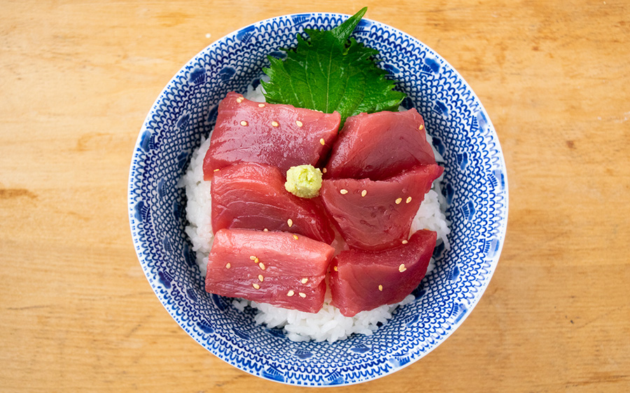 本まぐろ丼