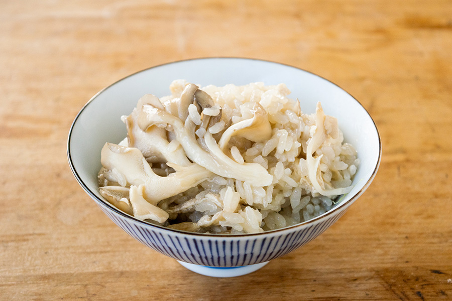 秋がいっぱい　カツオのたたき・舞茸ご飯｜気仙沼から無添加手作りお惣菜・海鮮をお取り寄せなら斉吉