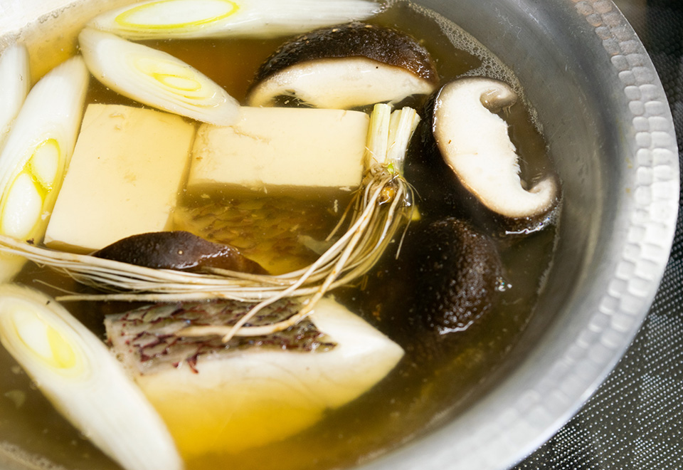 鶏真鯛小鍋仕立て