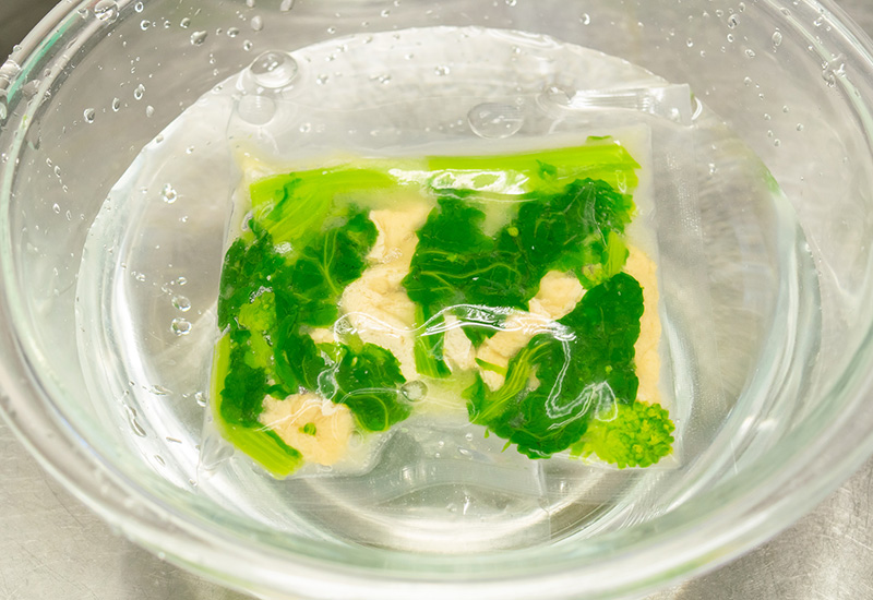 菜花と油揚げの煮浸し