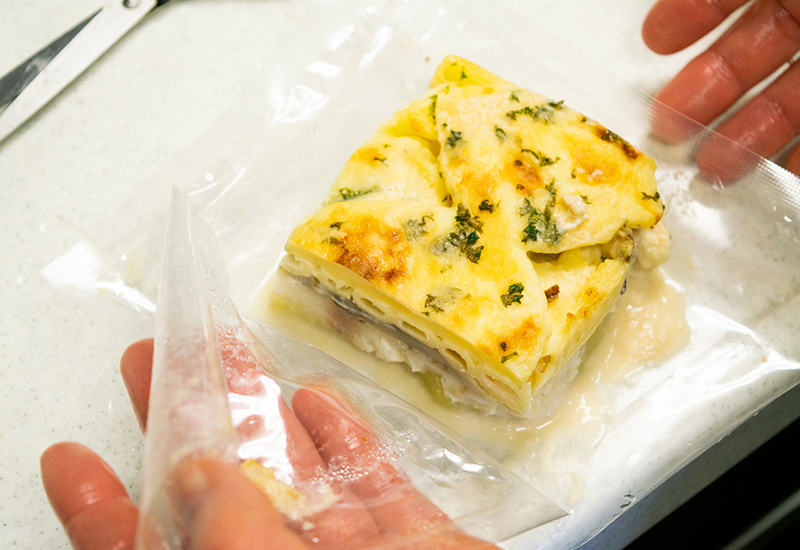 気仙沼産の蛸と生姜めし