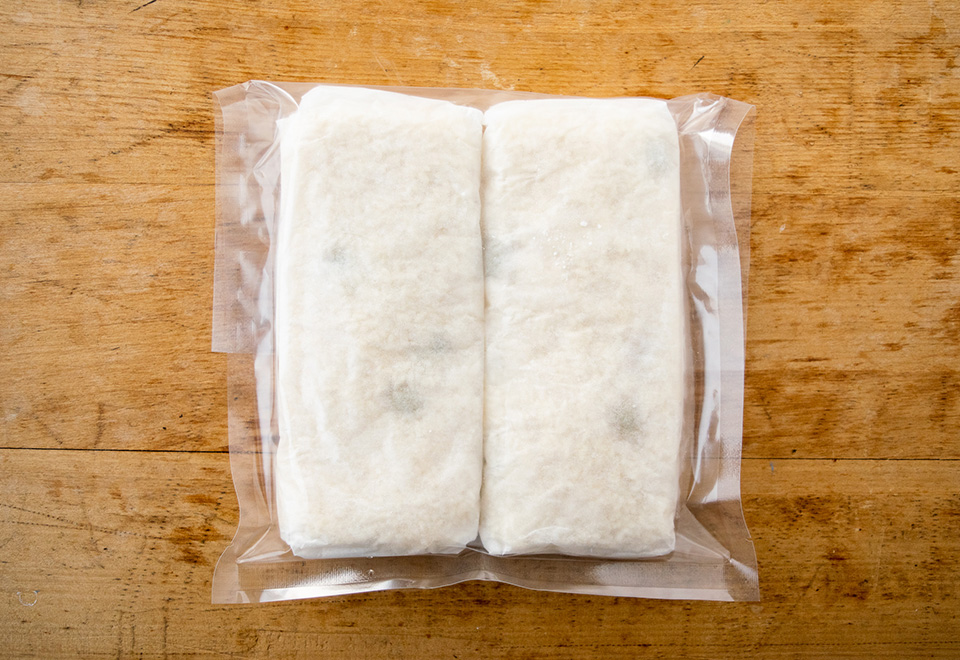 秘伝豆と油揚げのおこわ 気仙沼から手作りお惣菜 おかずをお取り寄せ通販なら斉吉 秘伝豆と油揚げのおこわ 気仙沼から手作りお惣菜 おかずをお取り寄せ通販なら斉吉
