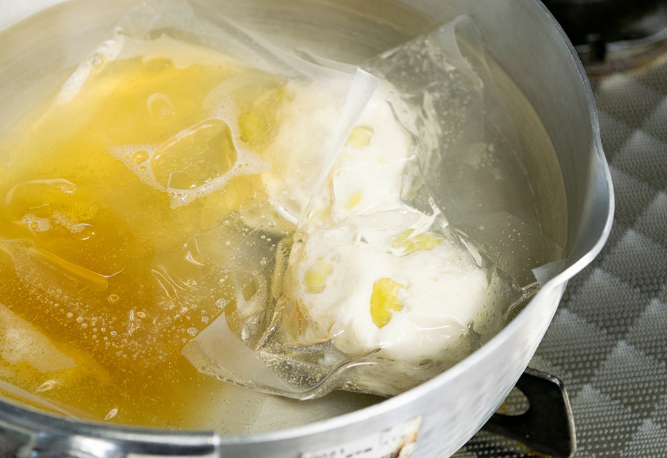 秘伝豆しんじょう・だし付き