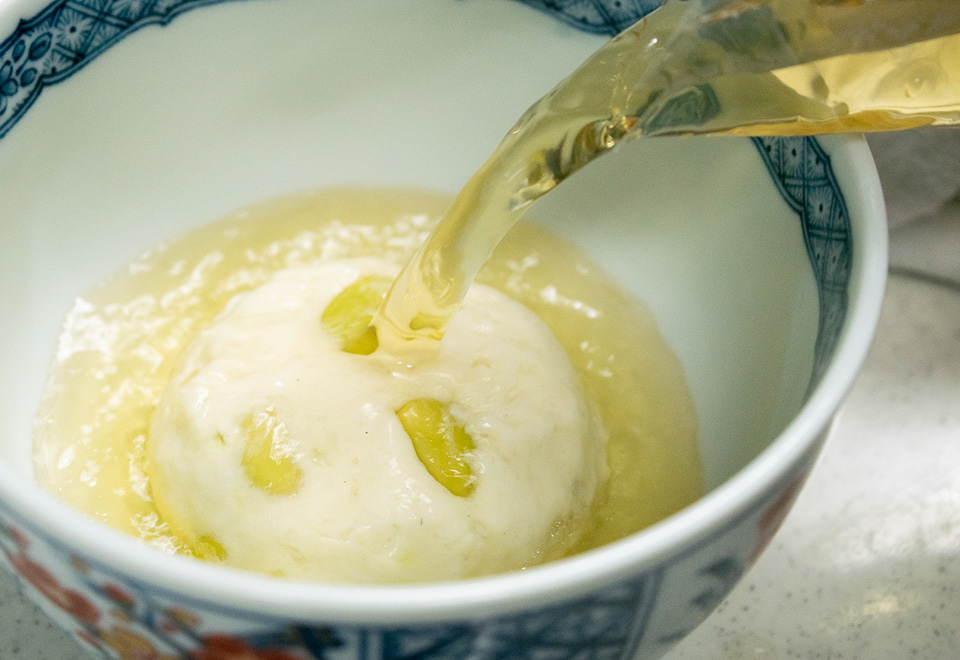 秘伝豆しんじょう・だし付き