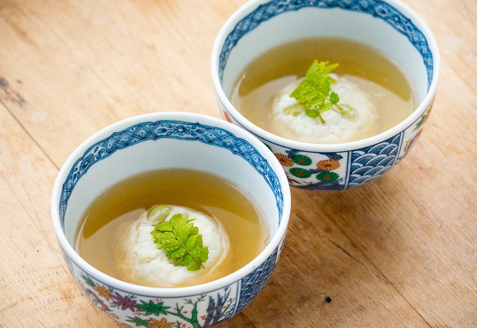 秘伝豆しんじょう・だし付き