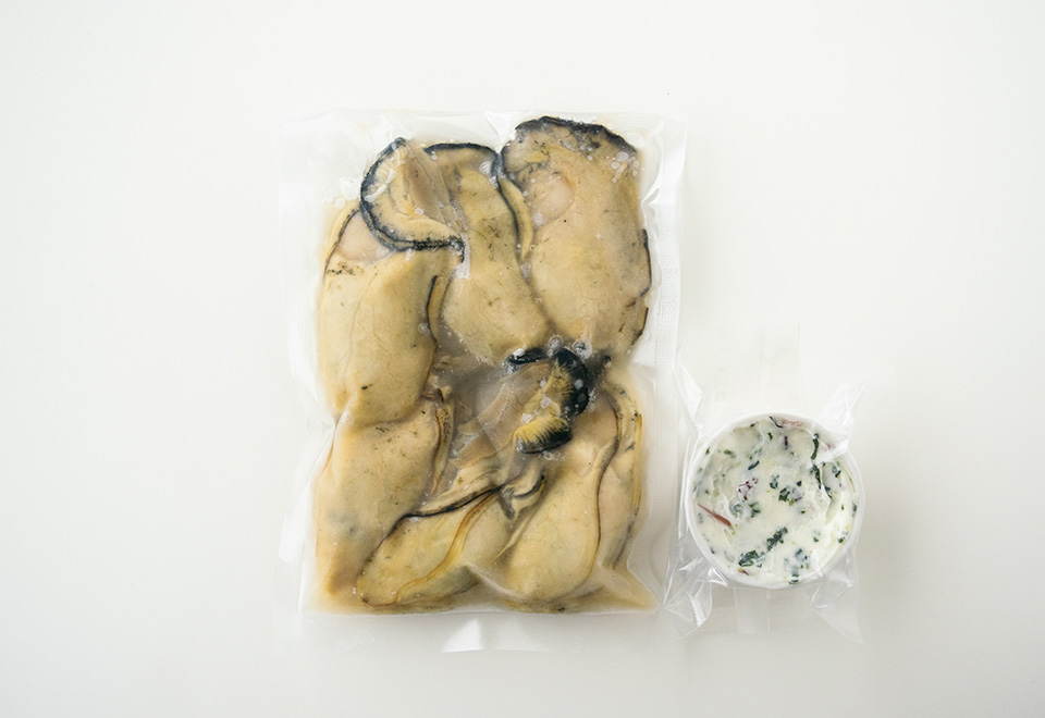 完熟春牡蠣のグリルと海藻バター