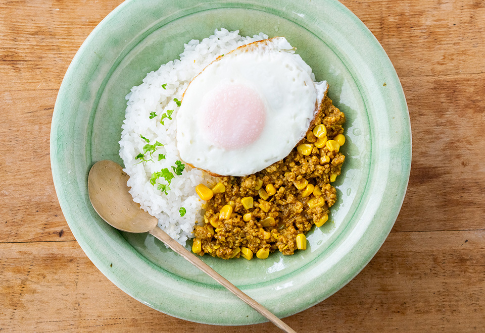 とうもろこしと豚ひき肉のドライカレー