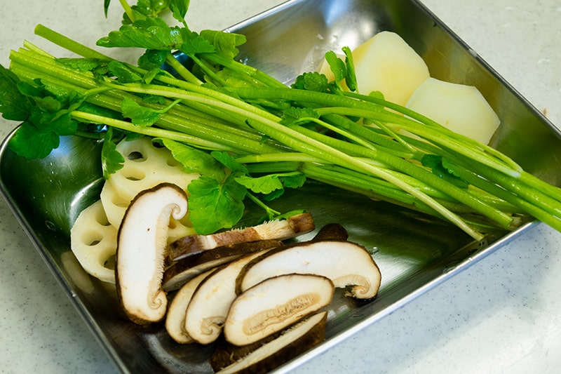 野田鴨と米油のコンフィ