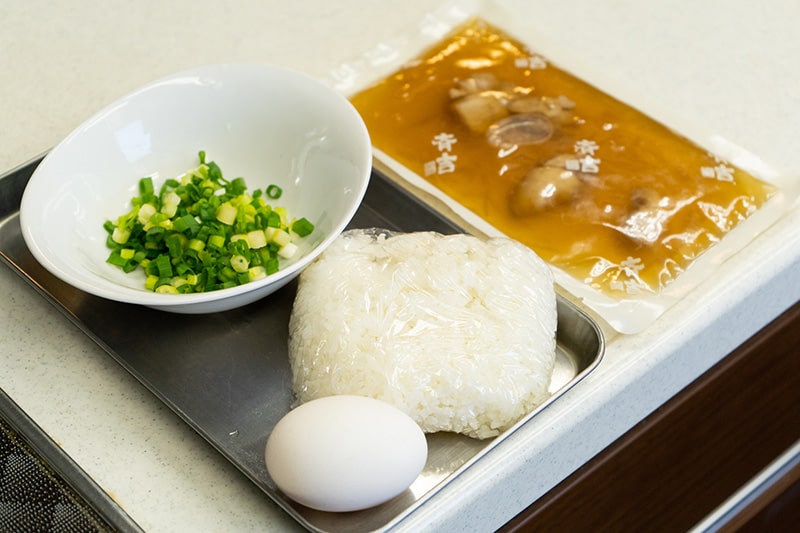 たっぷり生姜の鶏雑炊用スープ