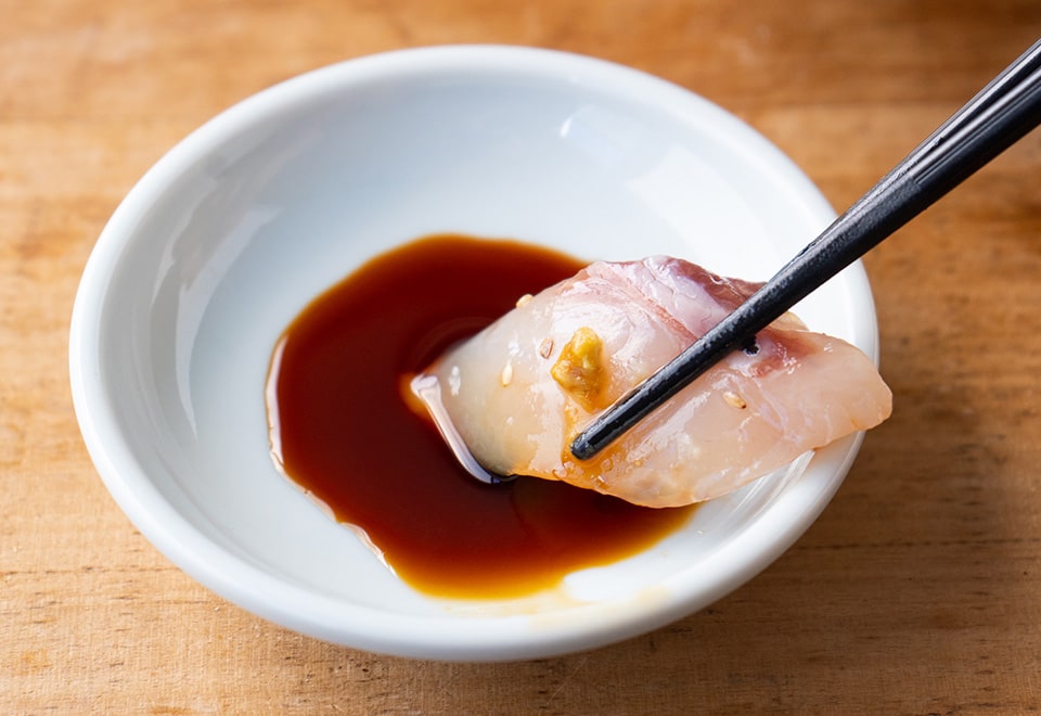 目鯛の胡麻漬け丼