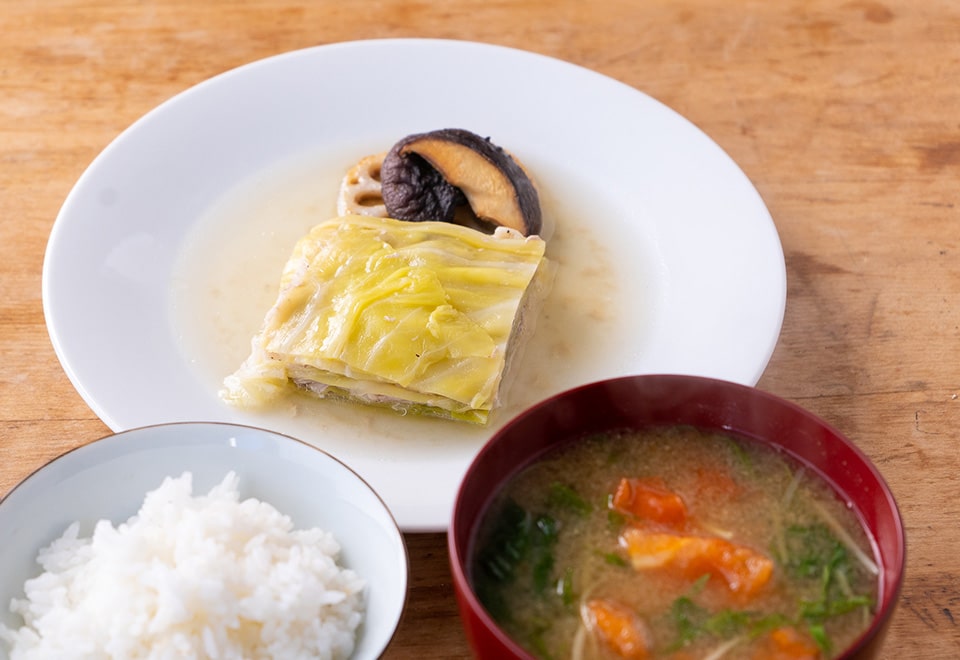 キャベツと豚肉のミルフィーユ蒸し