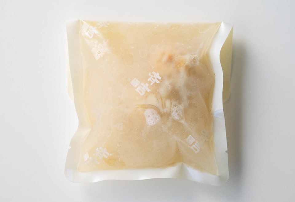 比内地鶏の団子と生姜のスープ