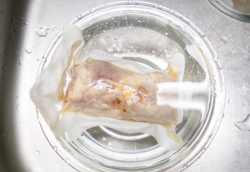 レモン麹漬け豚ひれ肉蒸し