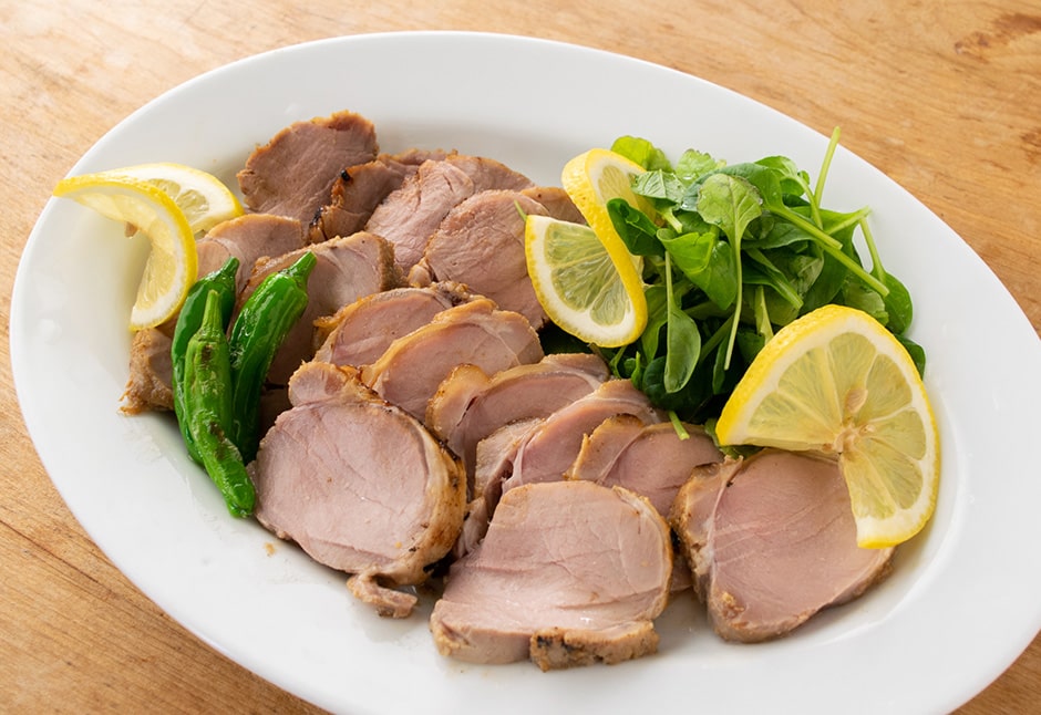 レモン麹漬け豚ひれ肉蒸し