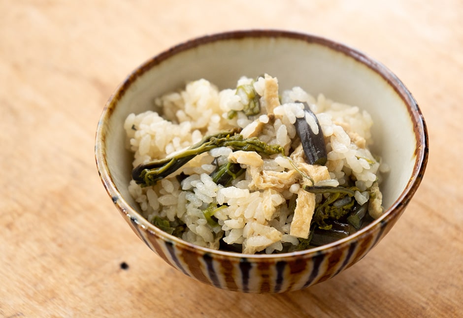 西和賀わらびと油揚げの炊き込みご飯