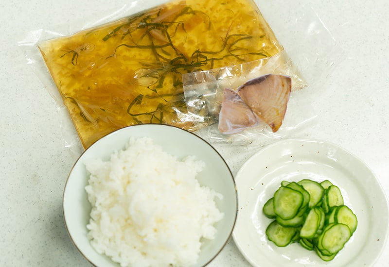 焼き塩麹かつおの冷や汁