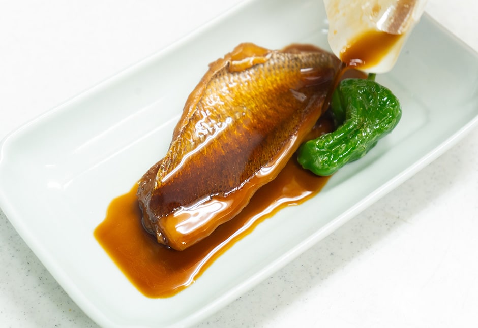 天然真鯛の煮つけ