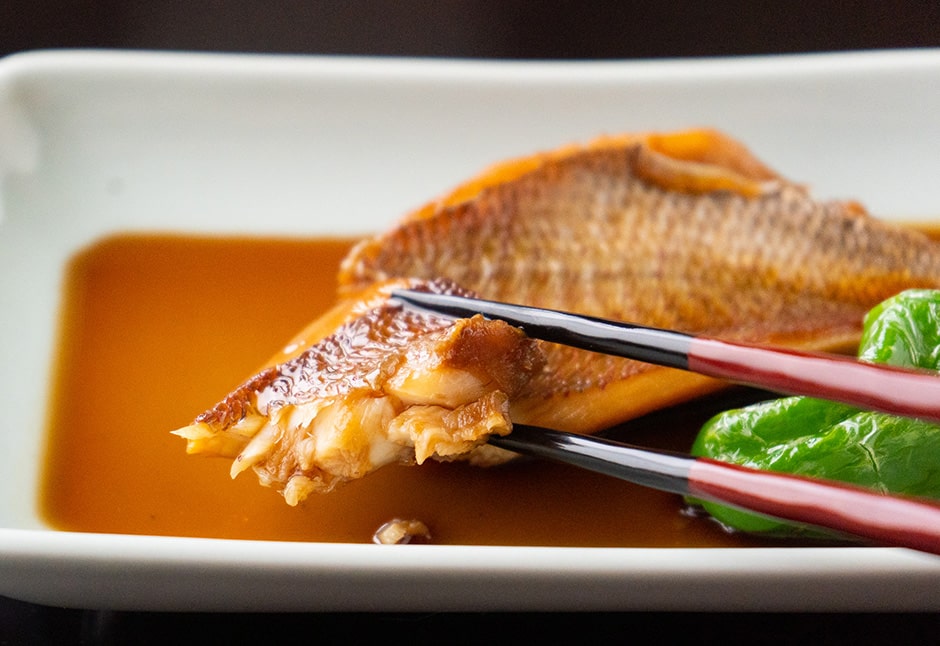 天然真鯛の煮つけ