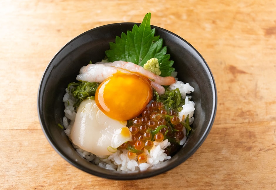 海鮮丼（甘海老）