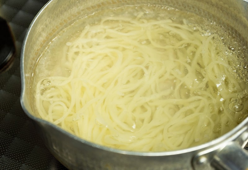 比内地鶏かしわうどん