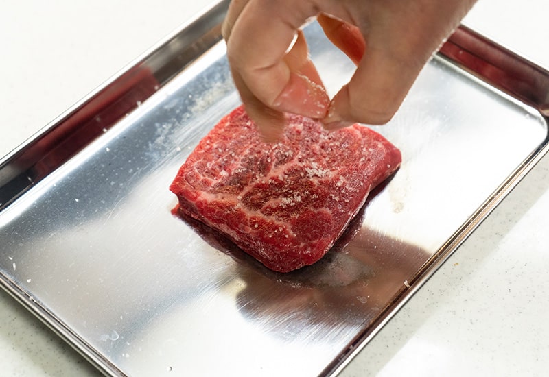 岩手・門崎丑　芯玉（もも肉）ステーキ用