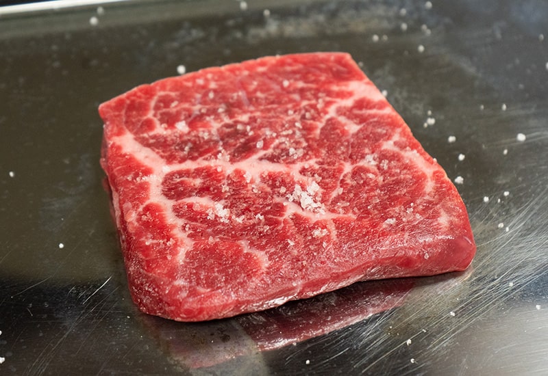 岩手・門崎丑　芯玉（もも肉）ステーキ用