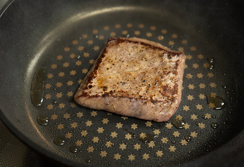 岩手・門崎丑　芯玉（もも肉）ステーキ用