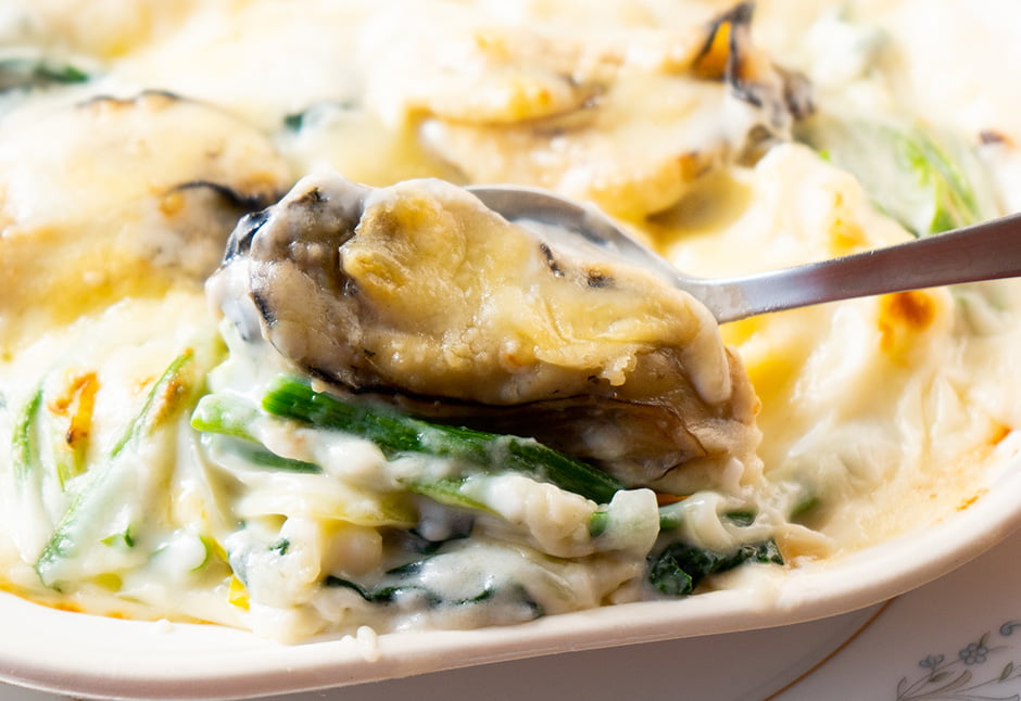 牡蠣とほうれん草のグラタン