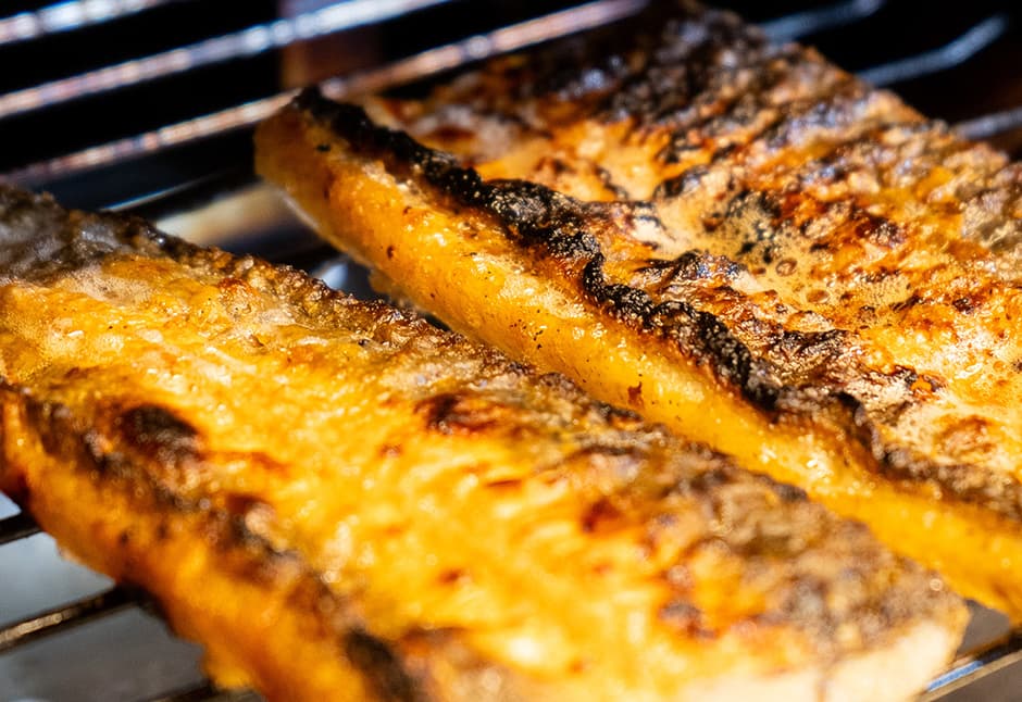 活うなぎ白焼き