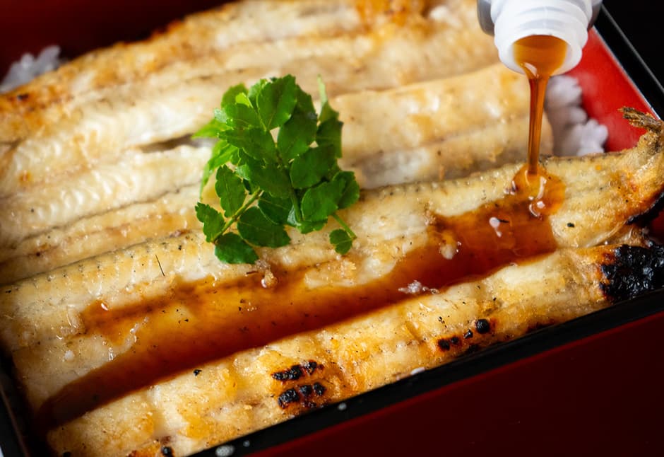活うなぎ白焼き