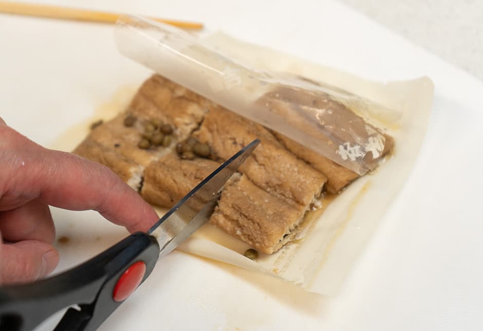 穴子山椒煮　形ふぞろい