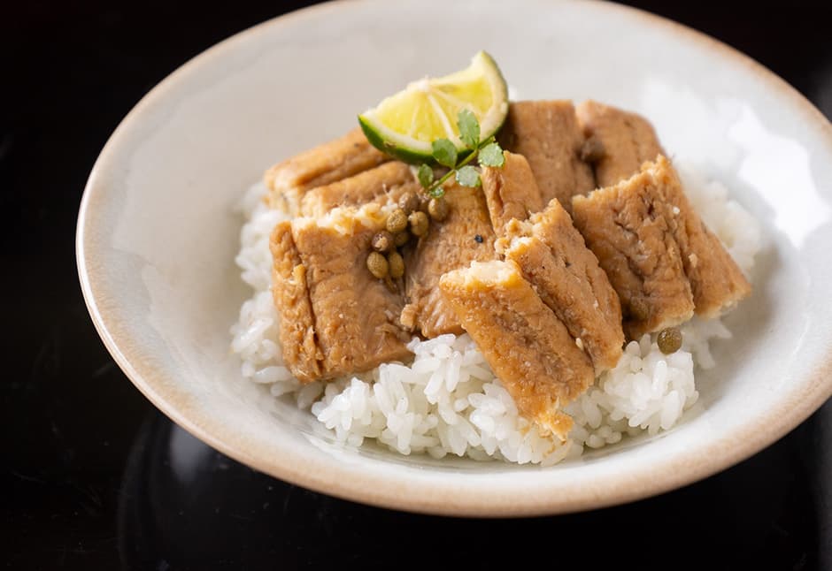 穴子山椒煮　形ふぞろい