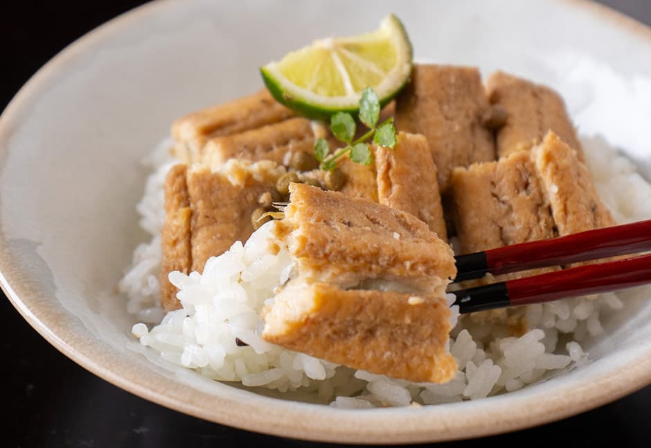 穴子山椒煮　形ふぞろい