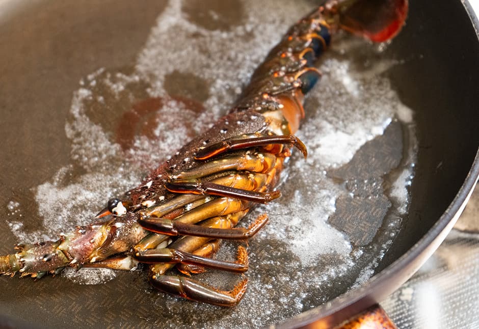 気仙沼産伊勢海老