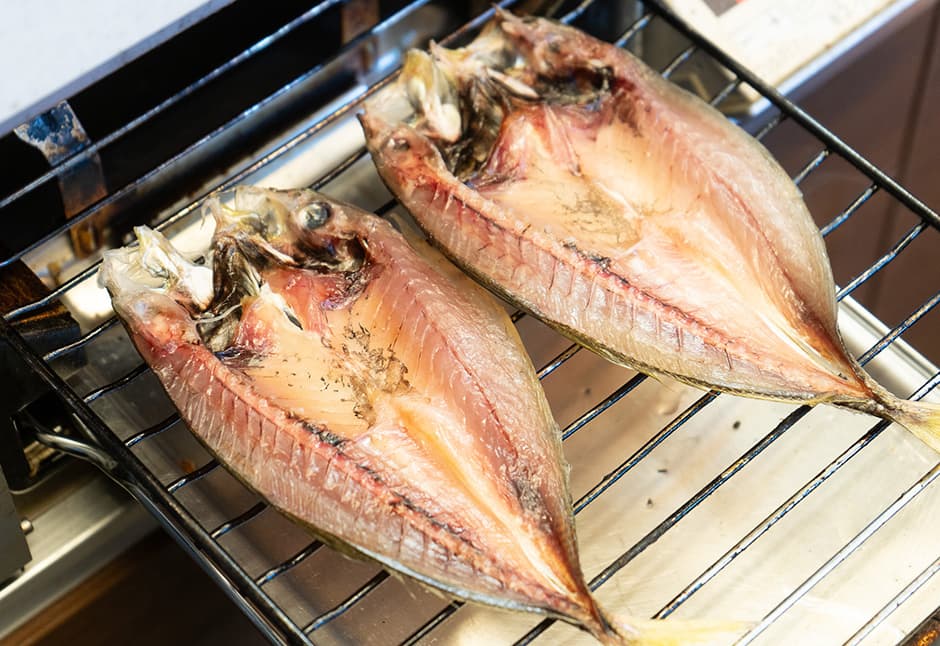 気仙沼天然アジ干物２枚