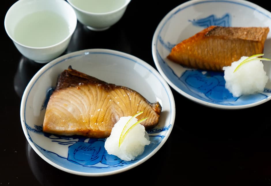 天然塩ぶり（４切れ）