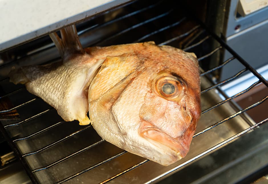 天然真鯛のかぶと