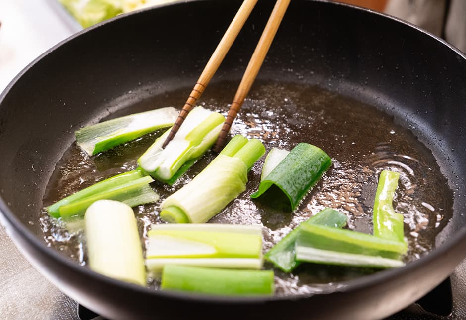 ファーマーズファクトリーさん　北海道放牧豚切り落としと挽肉