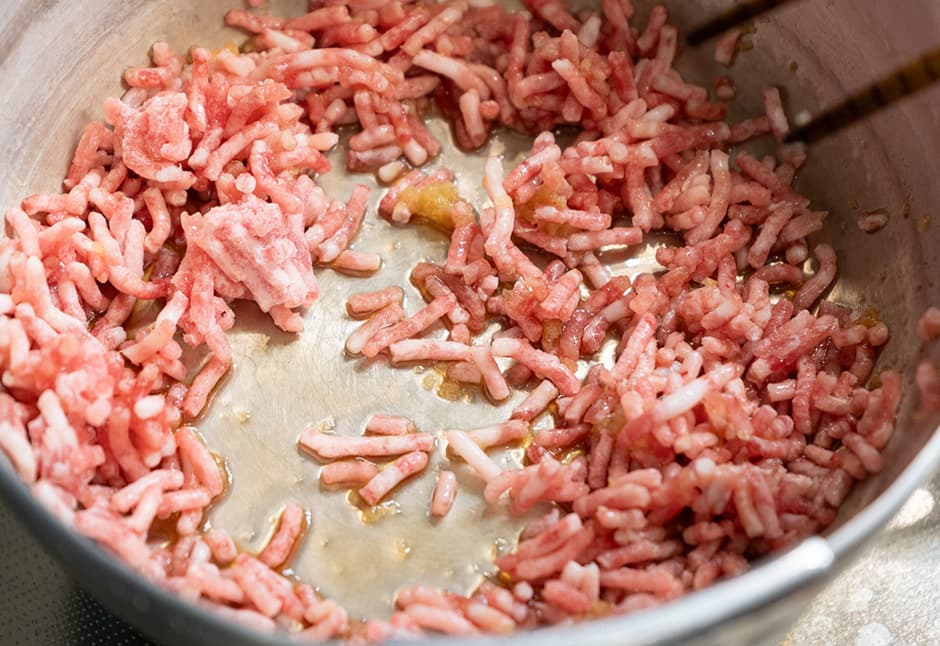 ファーマーズファクトリーさん　北海道放牧豚切り落としと挽肉