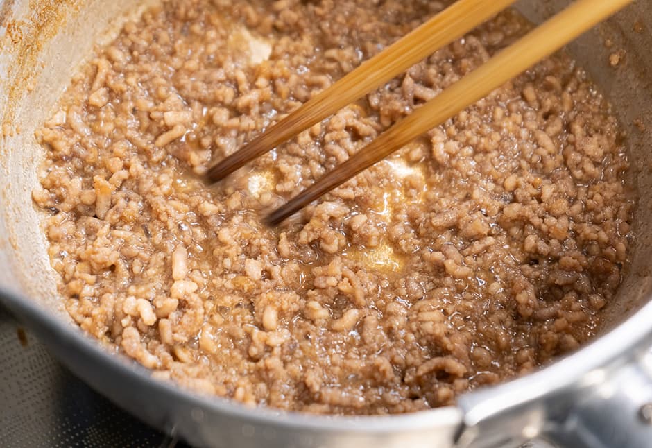 ファーマーズファクトリーさん　北海道放牧豚切り落としと挽肉