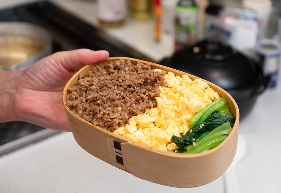 ファーマーズファクトリーさん　北海道放牧豚切り落としと挽肉