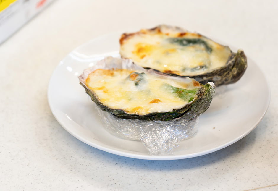 殻付き牡蠣のグラタン