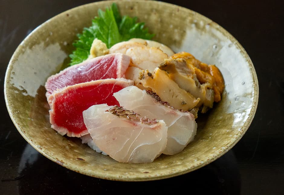 ごちそう海鮮丼（２食セット）・父の日のお祝いにも